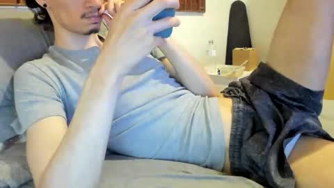 Snapshot of moderdelier chatting on March 18, 2026, 2:37 am DigBreed online show from March 18, 2026, 2:37 am