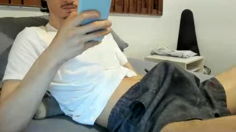 Snapshot of moderdelier chatting on April 14, 2026, 12:55 pm DigBreed online show from April 14, 2026, 12:55 pm