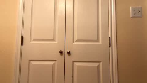 Snapshot of modest6969 chatting on March 5, 2025, 8:32 am modest6969 online show from March 5, 2025, 8:32 am