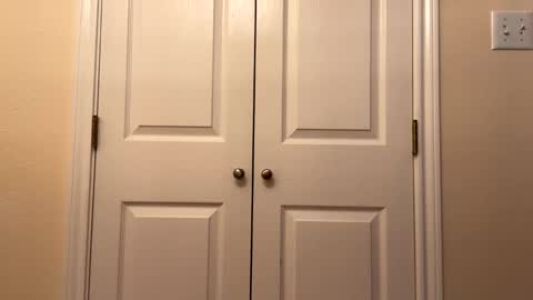 Snapshot of modest6969 chatting on October 27, 2025, 7:23 am modest6969 online show from October 27, 2025, 7:23 am