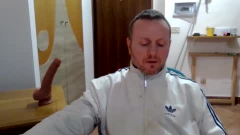 modesto1969 online show from February 9, 2026, 3:27 pm