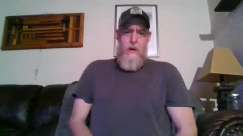 moeblick online show from January 28, 2025, 1:29 am