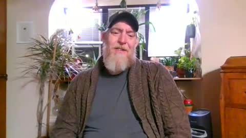 moeblick online show from January 28, 2025, 12:22 pm