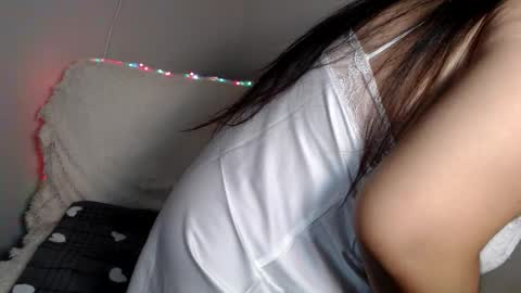 Molly online show from January 30, 2025, 6:46 am