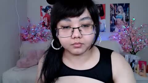 Snapshot of moertomlly chatting on March 15, 2026, 5:35 am Molly online show from March 15, 2026, 5:35 am