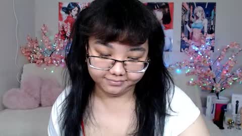 Snapshot of moertomlly chatting on March 29, 2026, 4:12 am Molly online show from March 29, 2026, 4:12 am