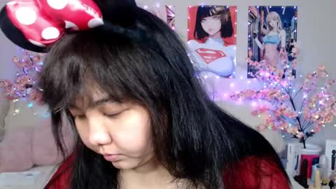 Snapshot of moertomlly chatting on April 9, 2026, 4:34 am Molly online show from April 9, 2026, 4:34 am