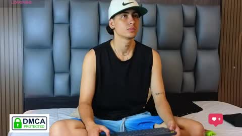 mohamed_malik online show from April 22, 2026, 12:39 pm