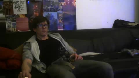 Snapshot of mojoflow39 chatting on January 2, 2025, 2:00 am Fr online show from January 2, 2025, 2:00 am