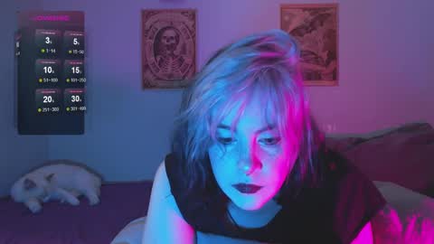 Molly Crow online show from December 11, 2024, 8:28 pm