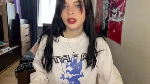 molly_kinkli online show from April 18, 2026, 8:40 am