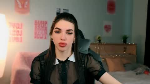 Molly online show from May 14, 2026, 4:30 am
