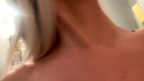 Snapshot of molly_theslut chatting on February 21, 2025, 2:50 am molly_theslut online show from February 21, 2025, 2:50 am