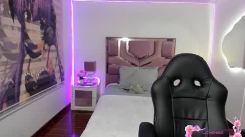 Molly  online show from March 12, 2025, 11:31 am