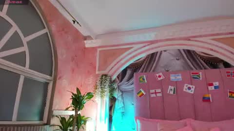 Snapshot of mollydoll_amour chatting on June 21, 2026, 10:51 am MollyDoll online show from June 21, 2026, 10:51 am