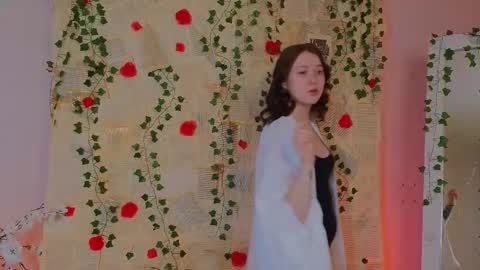 Snapshot of mollymmay chatting on February 14, 2026, 10:34 am Molly online show from February 14, 2026, 10:34 am