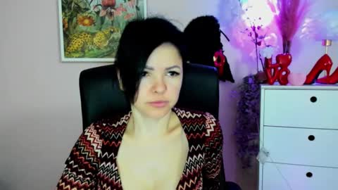 Molly online show from March 18, 2026, 7:22 am