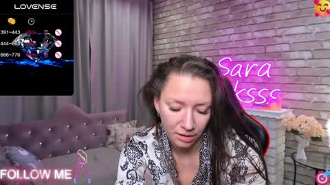 hi im Molly heregreat boobs big heart  warm pussy  online show from February 2, 2025, 1:34 am