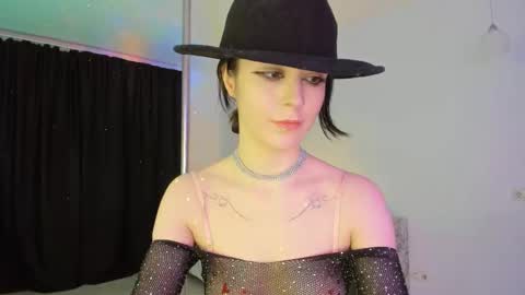 Molly online show from December 11, 2024, 4:28 am