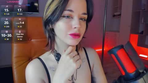 Molly online show from November 12, 2025, 4:51 pm