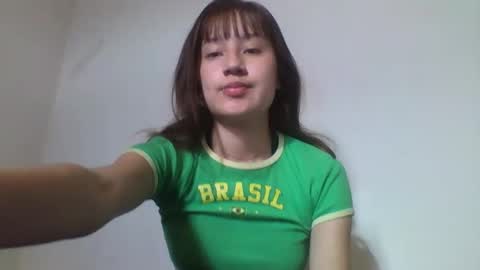 mollywalter online show from February 8, 2025, 12:39 pm