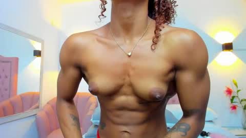 Snapshot of molyrestrepo chatting on May 27, 2026, 8:28 pm molyrestrepo online show from May 27, 2026, 8:28 pm
