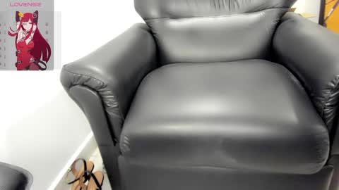 Mommy Cassie online show from December 8, 2024, 1:58 pm