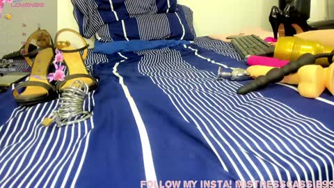 Mommy Cassie online show from December 24, 2024, 2:10 am