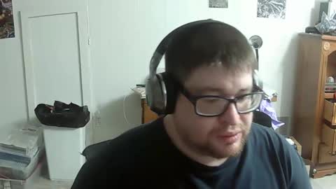 Snapshot of momo_jakes chatting on March 2, 2026, 3:41 am Jacob S. online show from March 2, 2026, 3:41 am