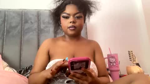 Princess Momo online show from January 28, 2025, 4:52 pm