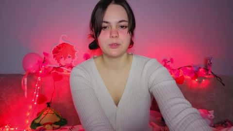 Momo online show from February 17, 2026, 9:43 pm