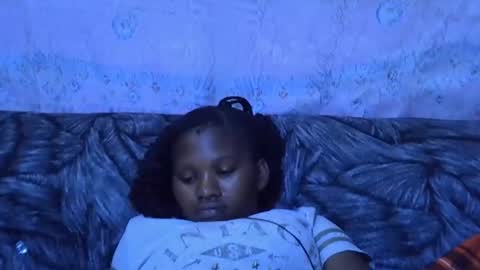 momsdoll online show from February 3, 2026, 6:40 am