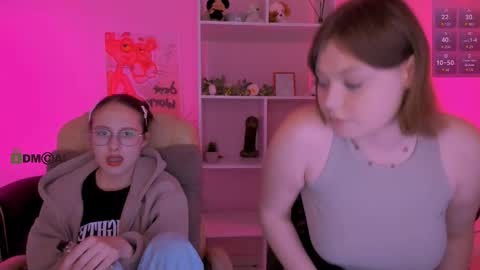 Mona  online show from September 13, 2025, 7:02 pm