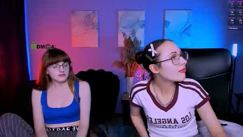 Mona  online show from December 3, 2025, 8:18 pm