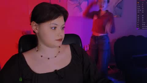 Mona  online show from February 4, 2026, 8:58 pm