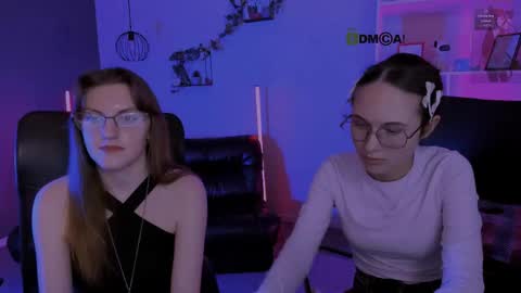 Snapshot of mona_cloud chatting on April 24, 2026, 7:38 pm Mona online show from April 24, 2026, 7:38 pm