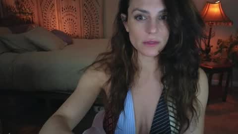 Mona online show from February 13, 2026, 4:03 pm