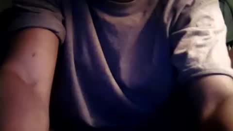 Snapshot of moneyboysaveg548 chatting on November 20, 2025, 11:37 pm moneyboysaveg548 online show from November 20, 2025, 11:37 pm