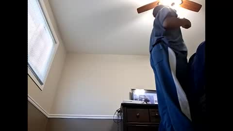 Snapshot of moneyboysaveg548 chatting on January 15, 2026, 9:51 pm moneyboysaveg548 online show from January 15, 2026, 9:51 pm