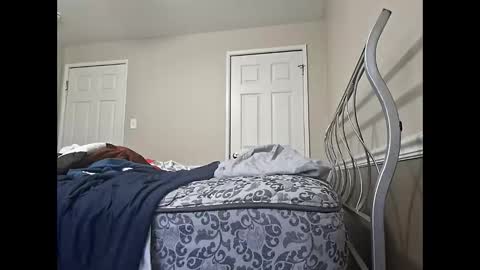 Snapshot of moneyboysaveg548 chatting on February 25, 2026, 8:29 pm moneyboysaveg548 online show from February 25, 2026, 8:29 pm