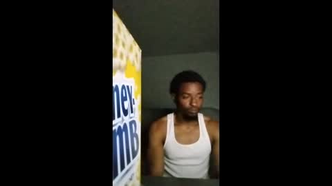 moneyovafame1994 online show from March 30, 2026, 1:39 am