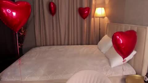 Monica online show from February 8, 2026, 5:00 am