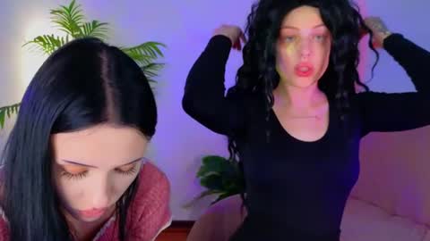 monica_lar online show from June 18, 2026, 7:41 am