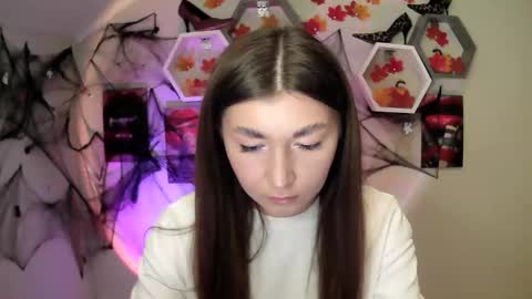 Snapshot of monica_sweets chatting on October 13, 2025, 9:09 am sweet girl and shine body online show from October 13, 2025, 9:09 am