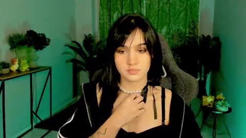 monica online show from October 23, 2025, 8:51 pm