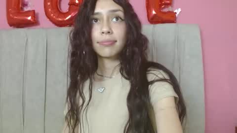 monicahotsex303av online show from February 24, 2025, 9:31 pm