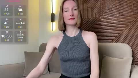 MonikaBos online show from May 18, 2026, 9:09 pm