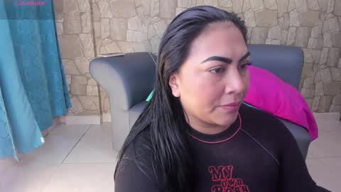 monikk__harrison online show from February 10, 2025, 12:08 pm