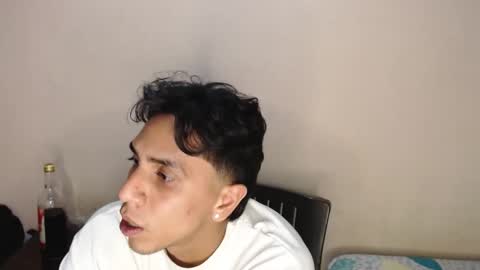 Snapshot of monkey_uchiha77 chatting on September 21, 2025, 12:23 am simon dice online show from September 21, 2025, 12:23 am