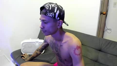 monkeyd_66 online show from December 18, 2024, 10:30 am